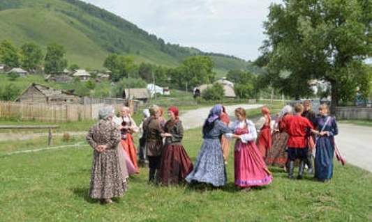 Фольклорный праздник «Петровки на Чарыше»